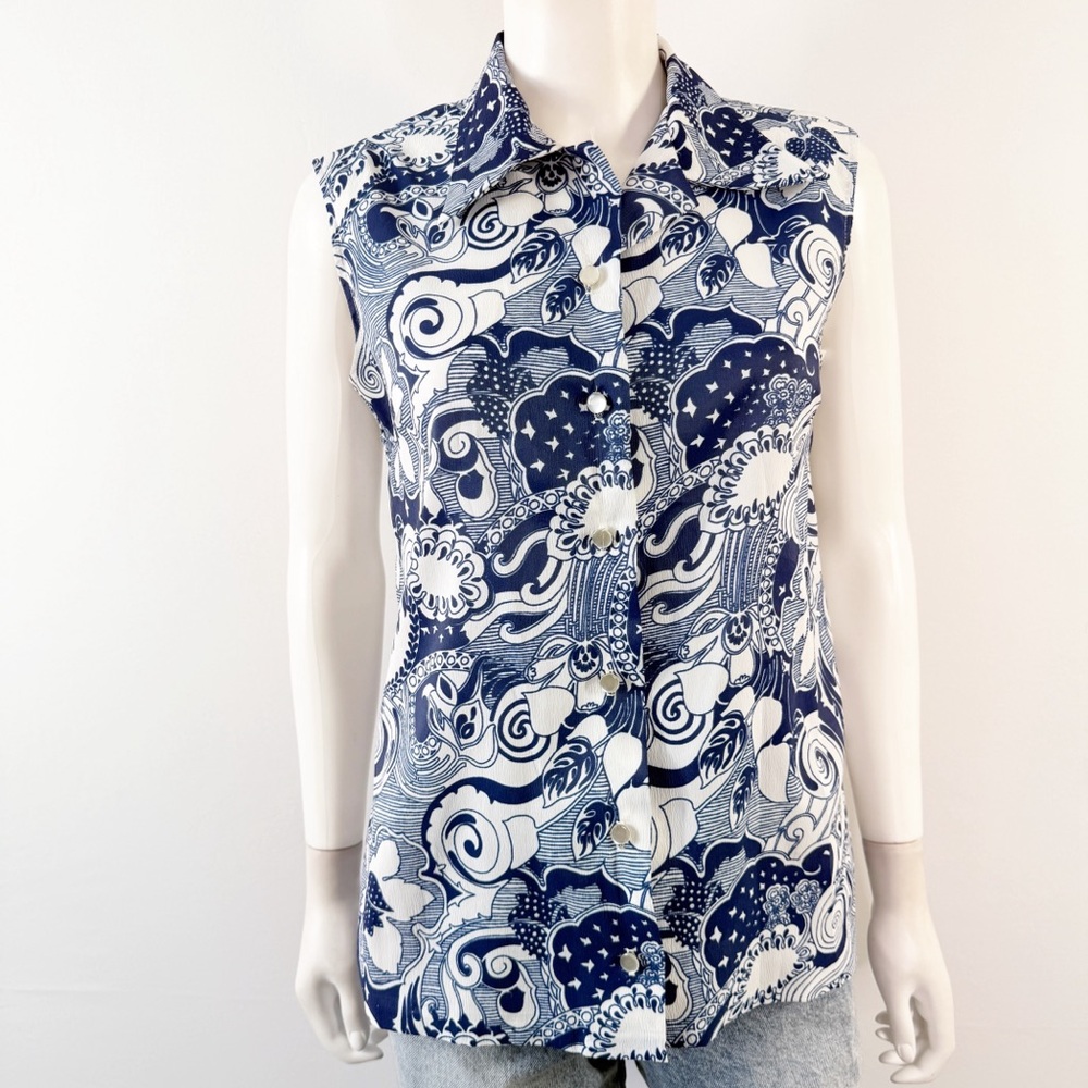Vintage Jane Holly Blue White Sleeveless Shirt Top Size S Collared Mod Print
